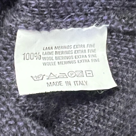 Canali Men's Violet Crewneck Sweater - Picture 9 of 9